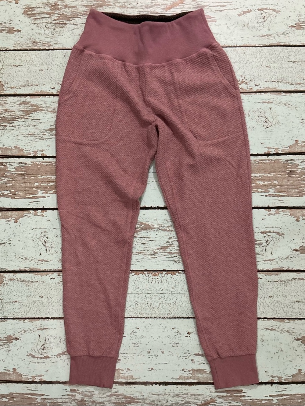 Born Primitive Women’s Ribbed Cloud Jogger Pants